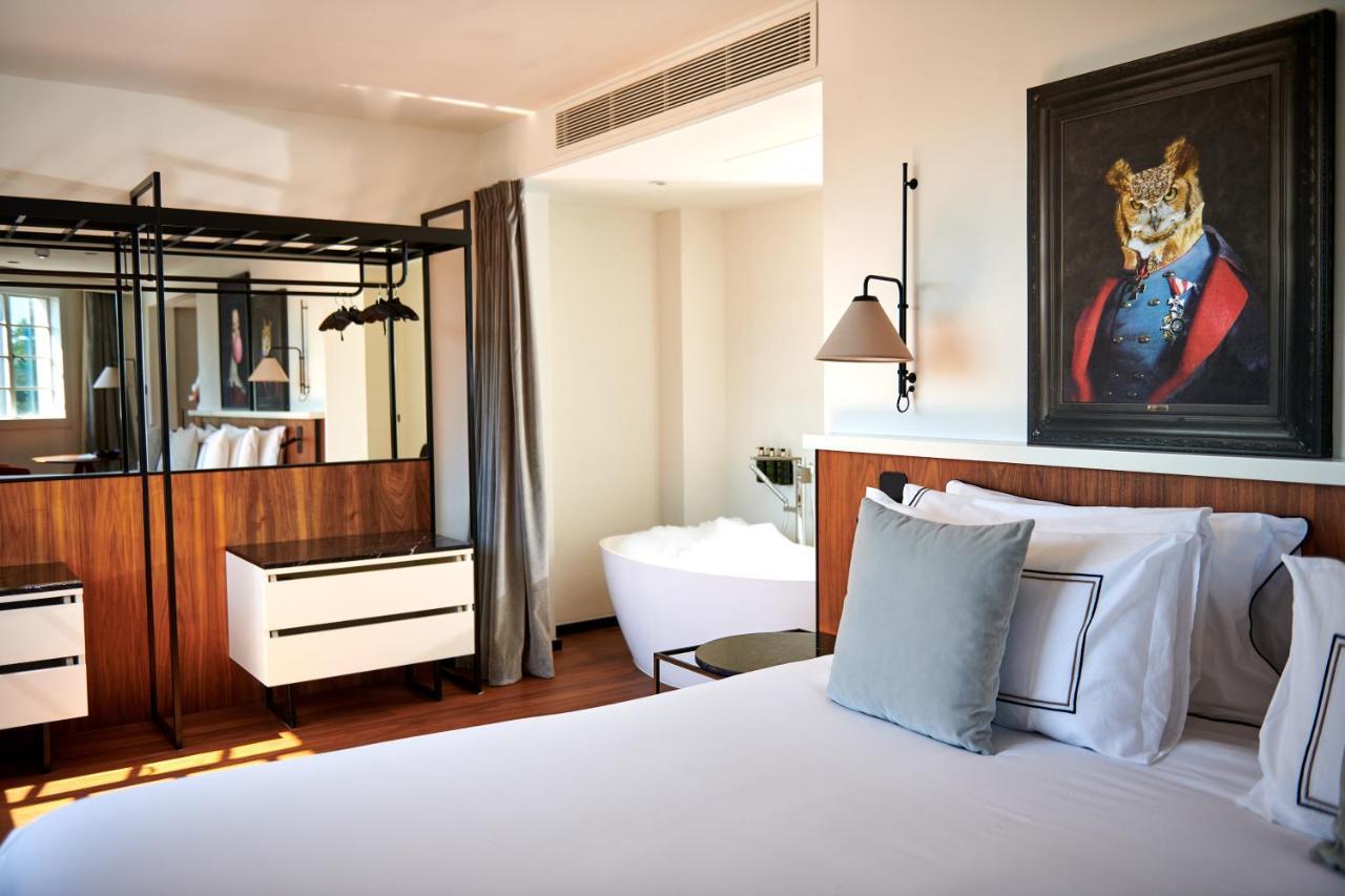 เดอะ เลเวล แอท มีเลีย ไวท์ เฮาส์ Hotel ลอนดอน ภายนอก รูปภาพ
