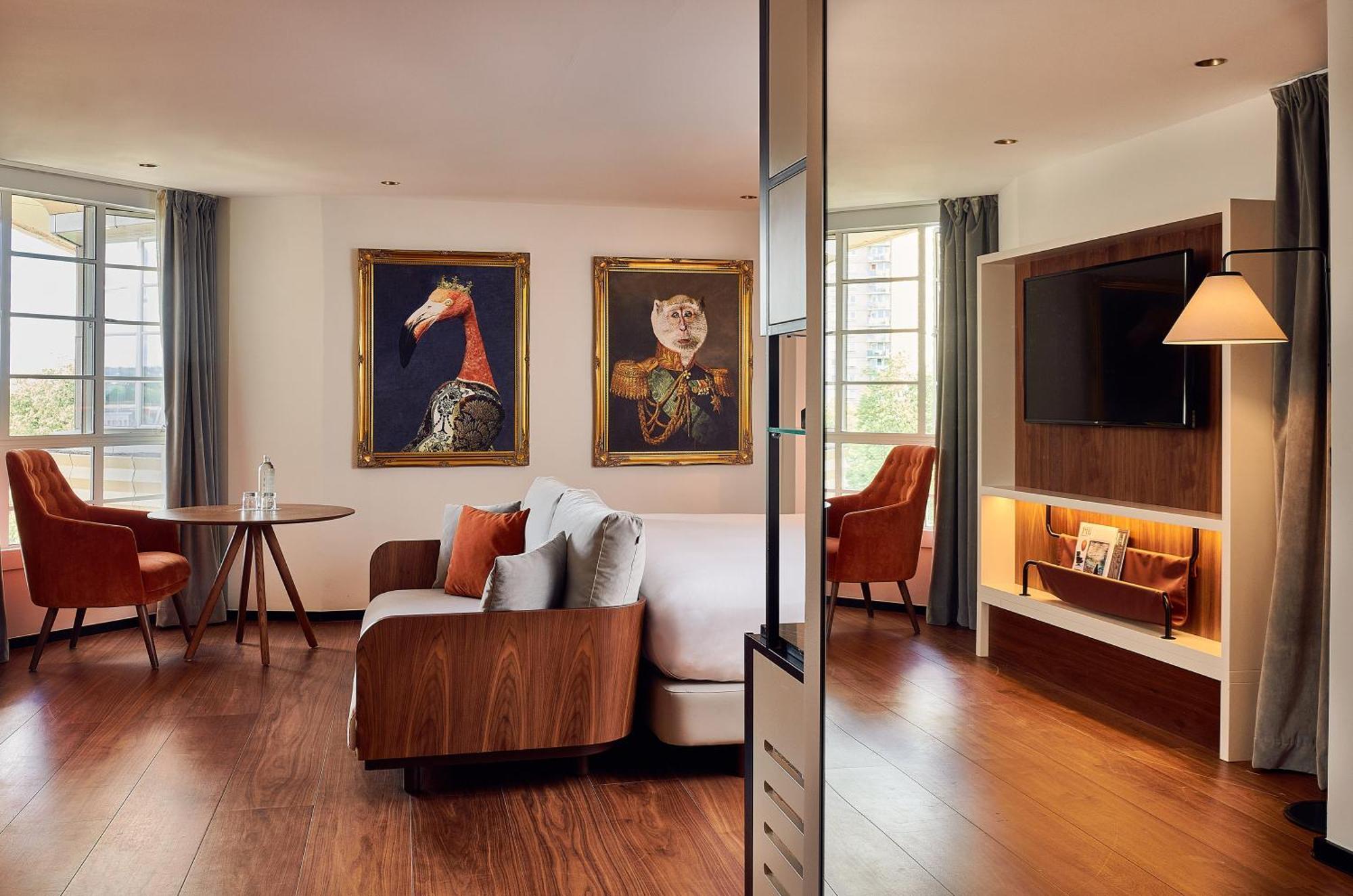 เดอะ เลเวล แอท มีเลีย ไวท์ เฮาส์ Hotel ลอนดอน ภายนอก รูปภาพ